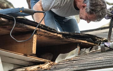 common causes of Moorefield fascia damage
